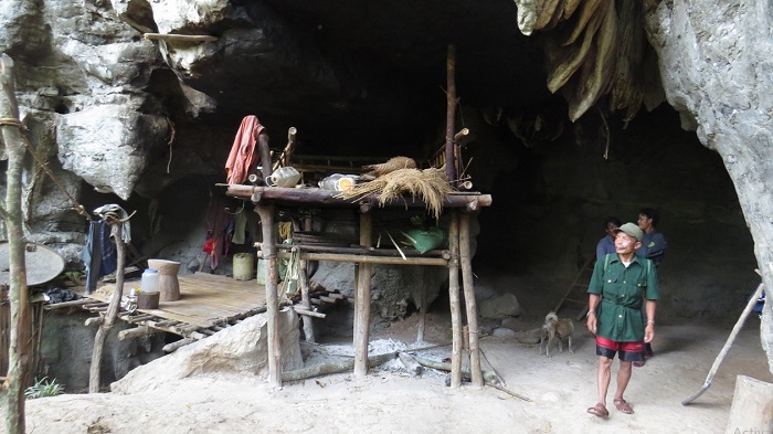 ethnie primitive Vietnam grotte